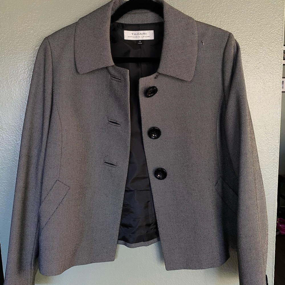 Cutest Tahari Coat